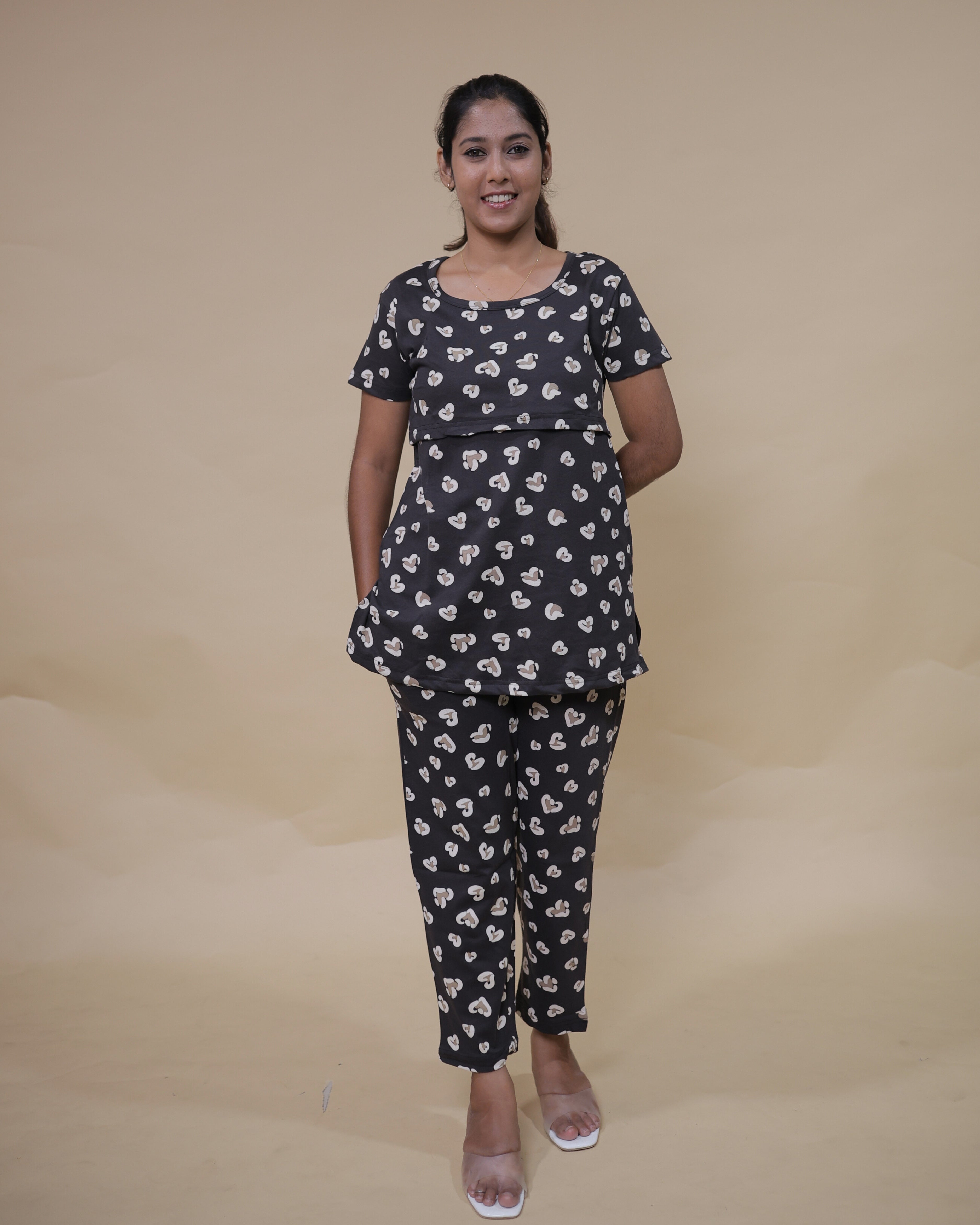 Ekta | Zipless Feeding Pant Set