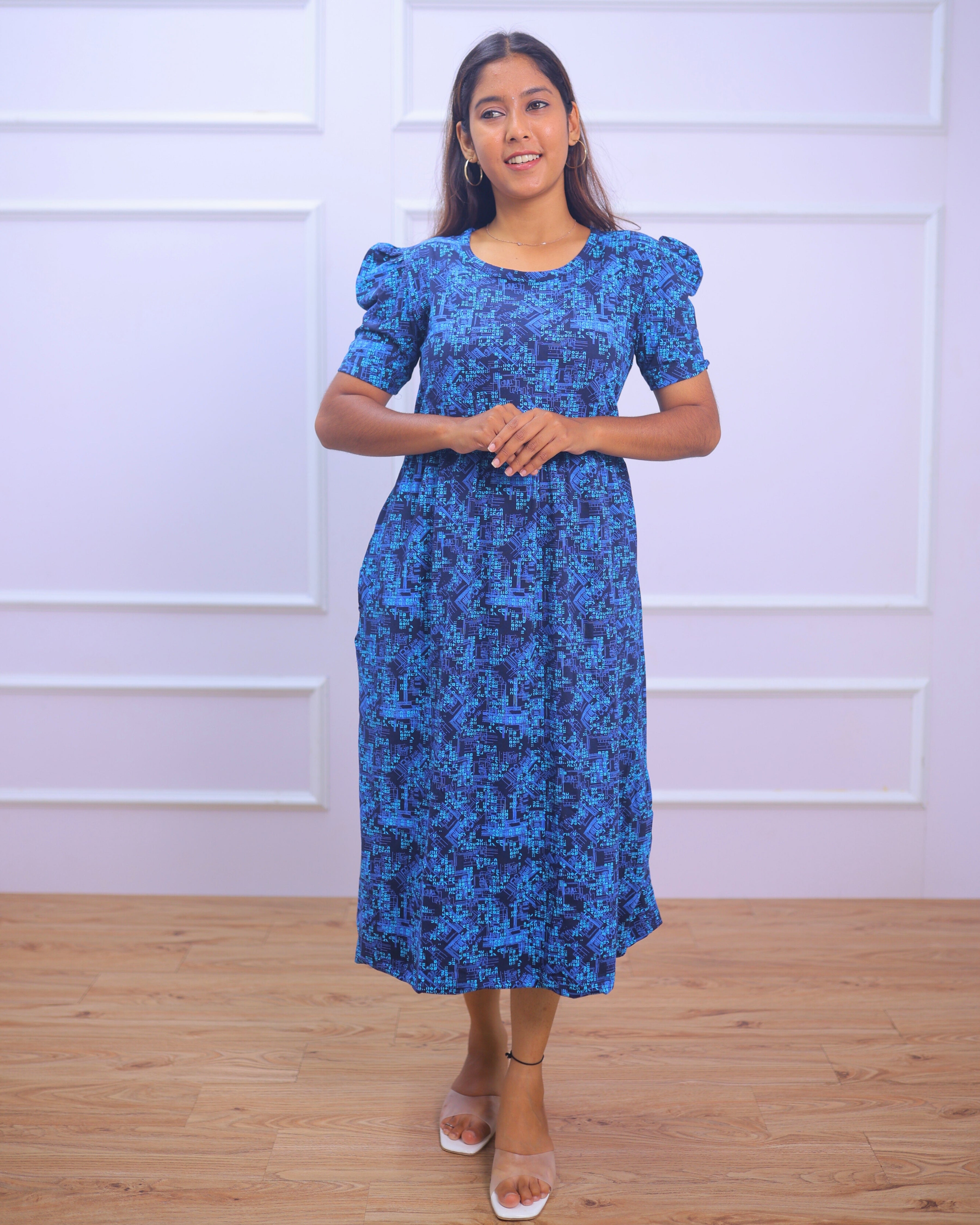 Bluely| Zipless Maternity Dress - Puff Sleeves | Calf Length