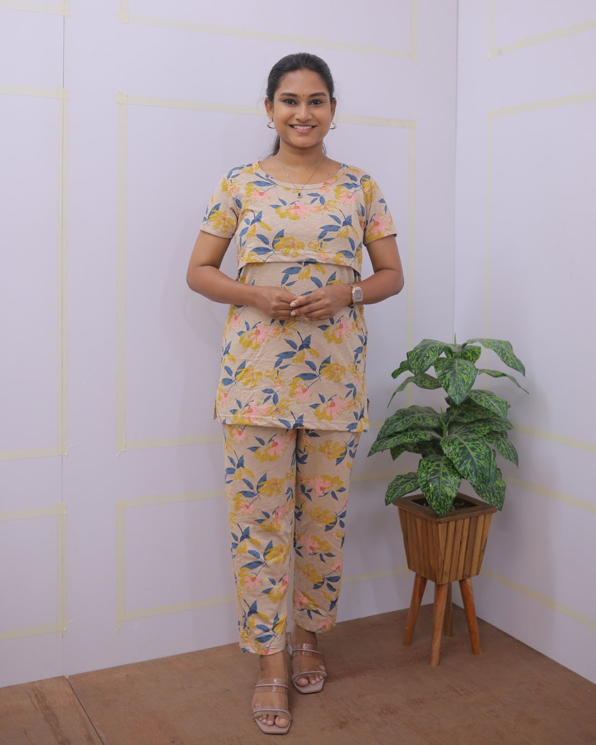 Mounisha | Zipless Feeding Pant Set