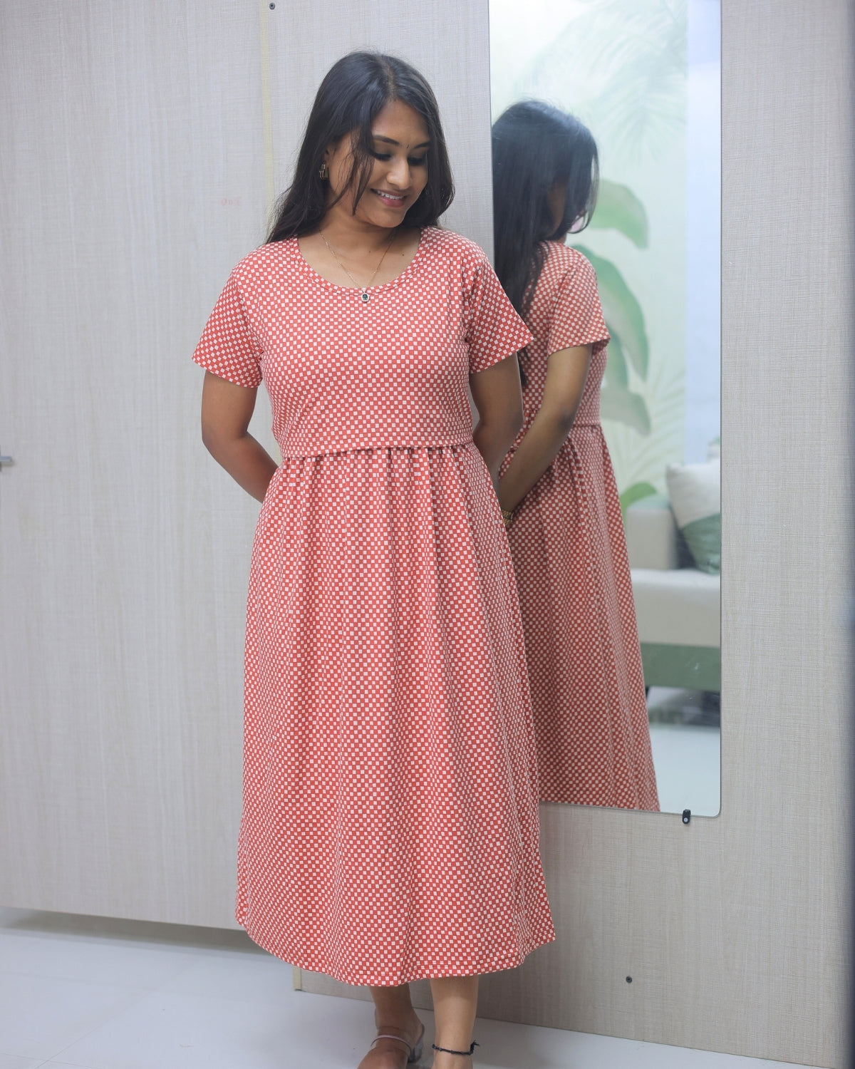 Lalita | Zipless Maternity Dress - Normal Sleeves | Calf Length
