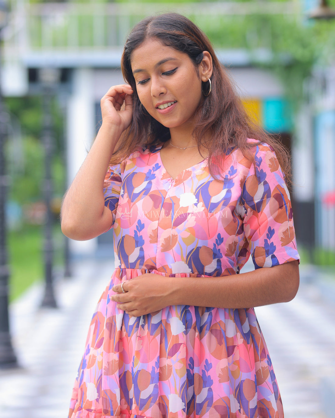 Pretty Petals Maxi with Lining [Center Zip]