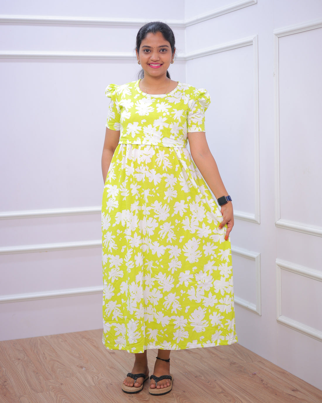 Aashi | Zipless Maternity Dress - Puff Sleeves | Full Length