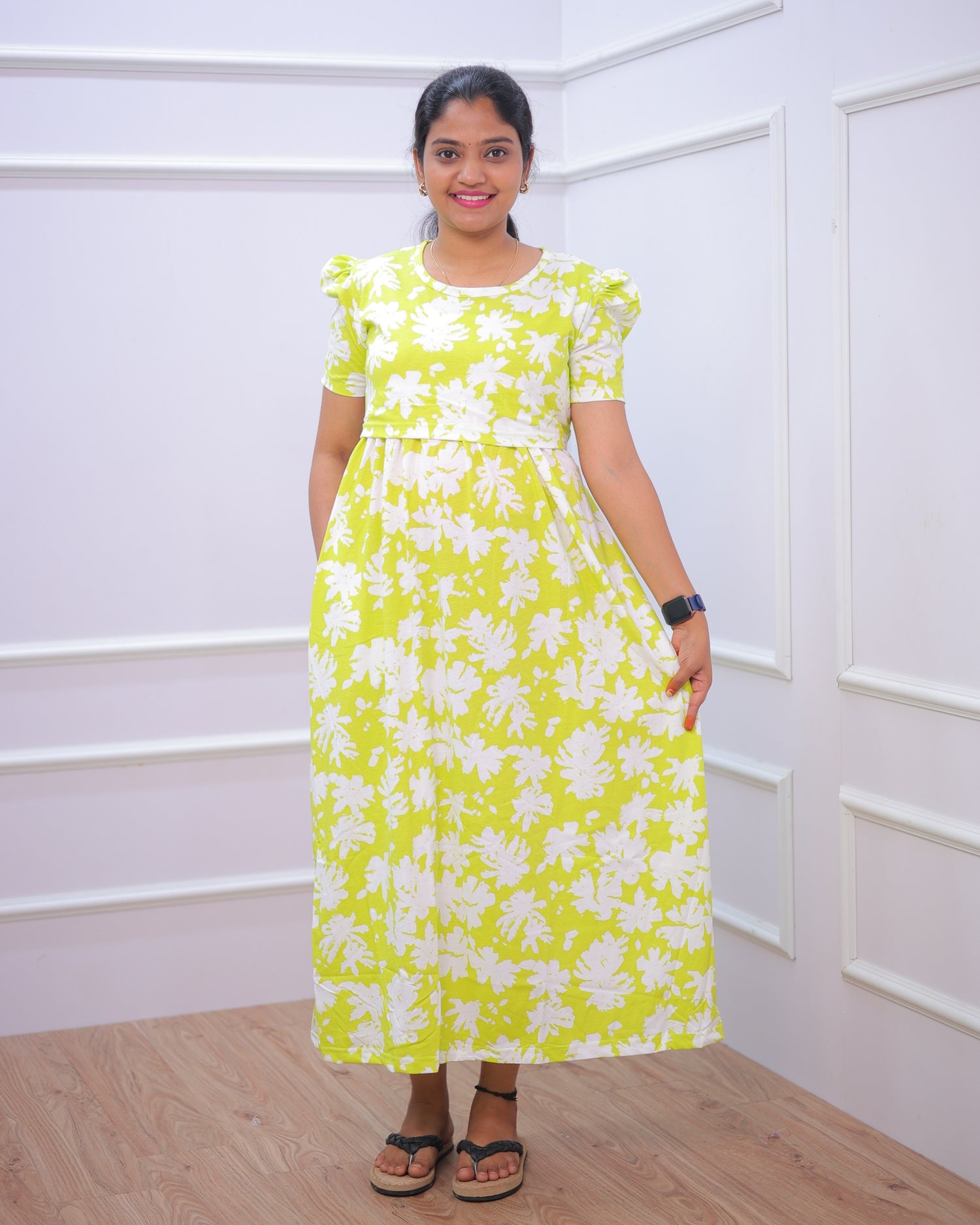 Aashi | Zipless Maternity Dress - Puff Sleeves | Full Length