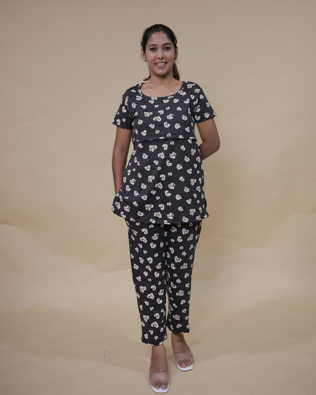 Ekta | Zipless Feeding Pant Set