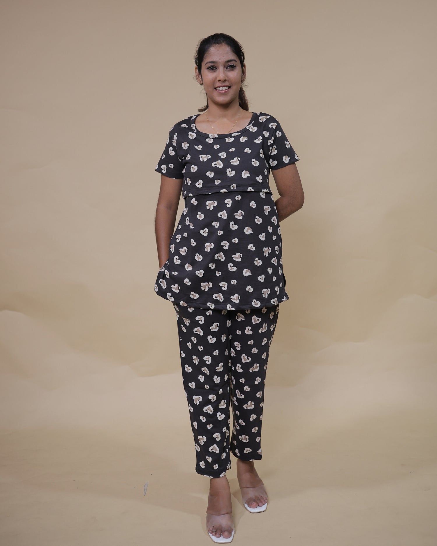 Ekta | Zipless Feeding Pant Set