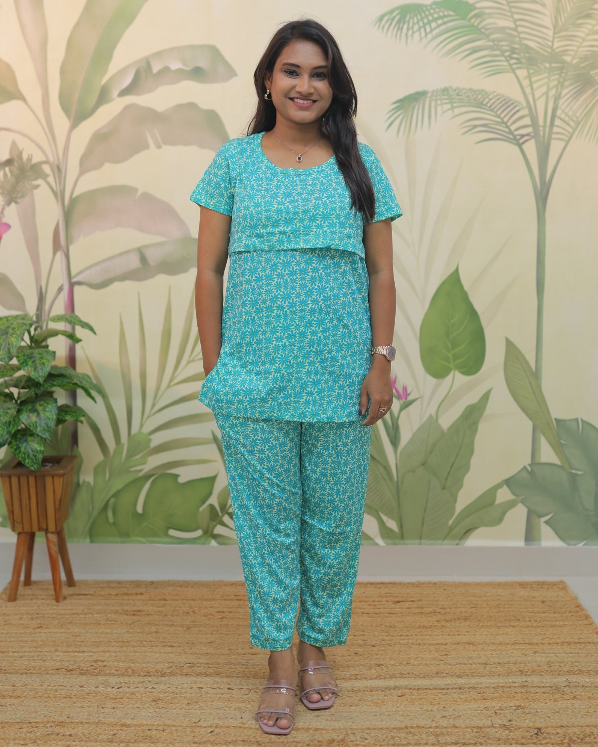 Roopa | Zipless Feeding Pant Set