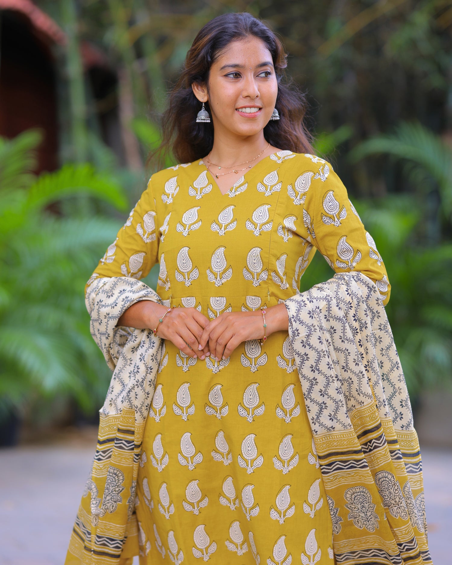 Niraa | Maternity Kurti with Lining [TOP + PANT + DUPATTA] - Only S Size