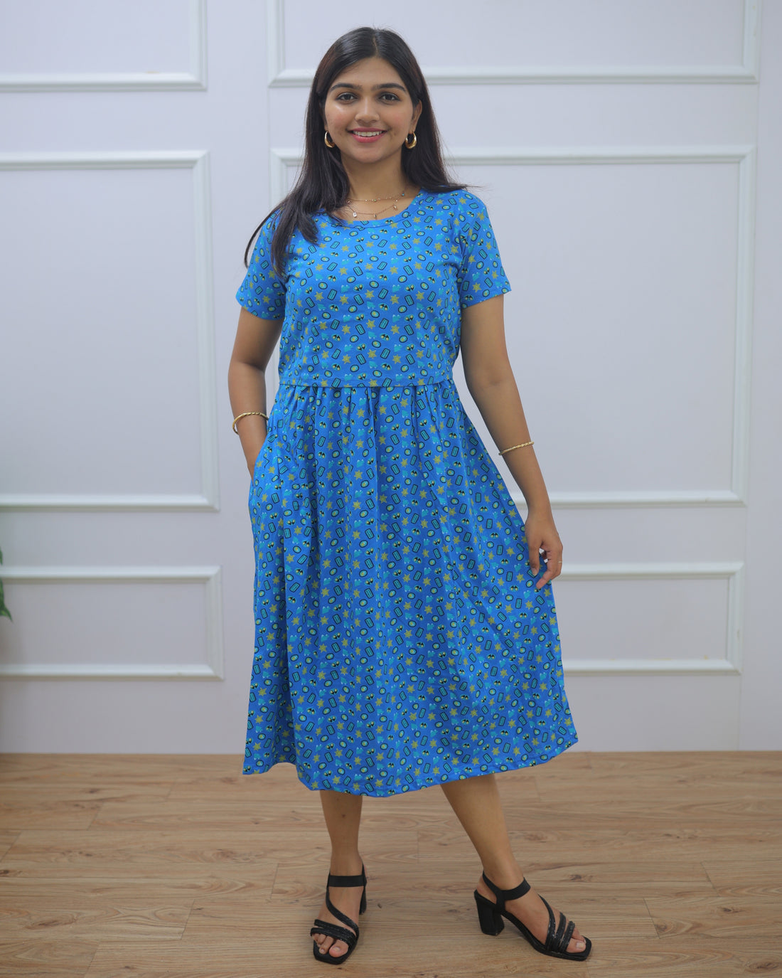 Happy Camper | Zipless Maternity Dress - Normal Sleeves | Calf Length