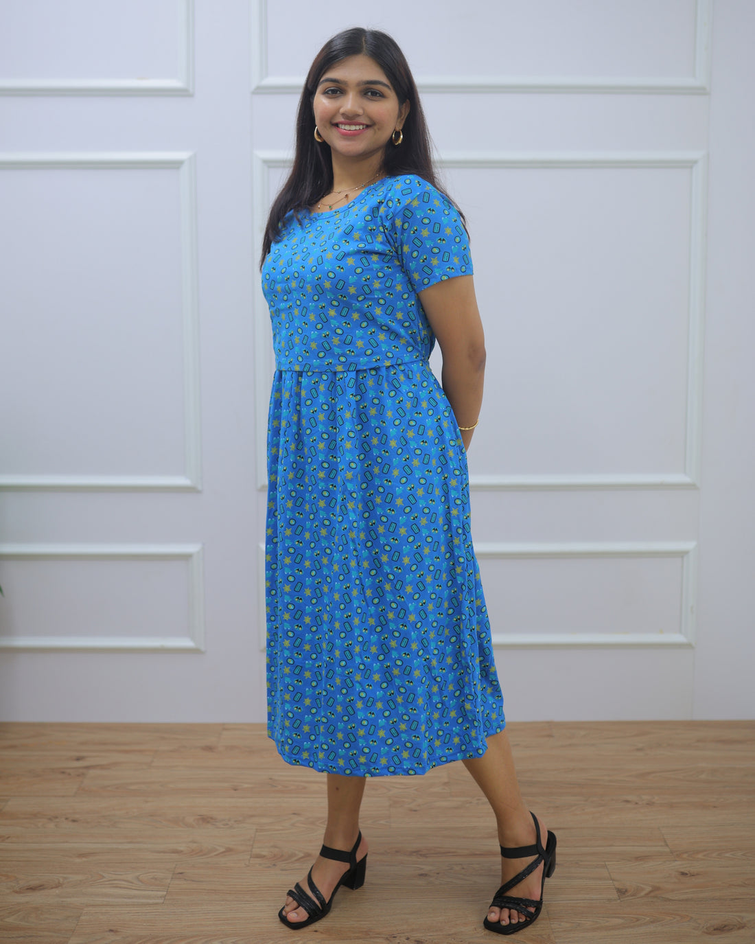 Happy Camper | Zipless Maternity Dress - Normal Sleeves | Calf Length