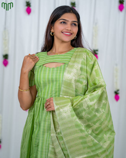 Banaras_V4 Maternity Maxi