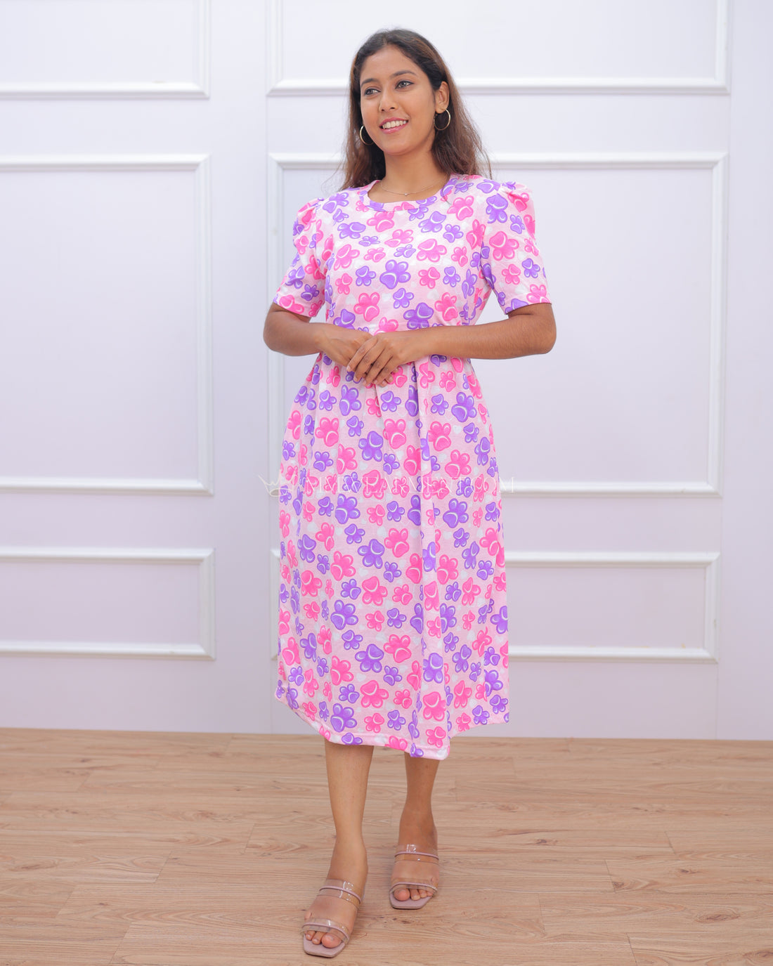 Cutie | Zipless Maternity Dress - Puff Sleeves | Calf Length