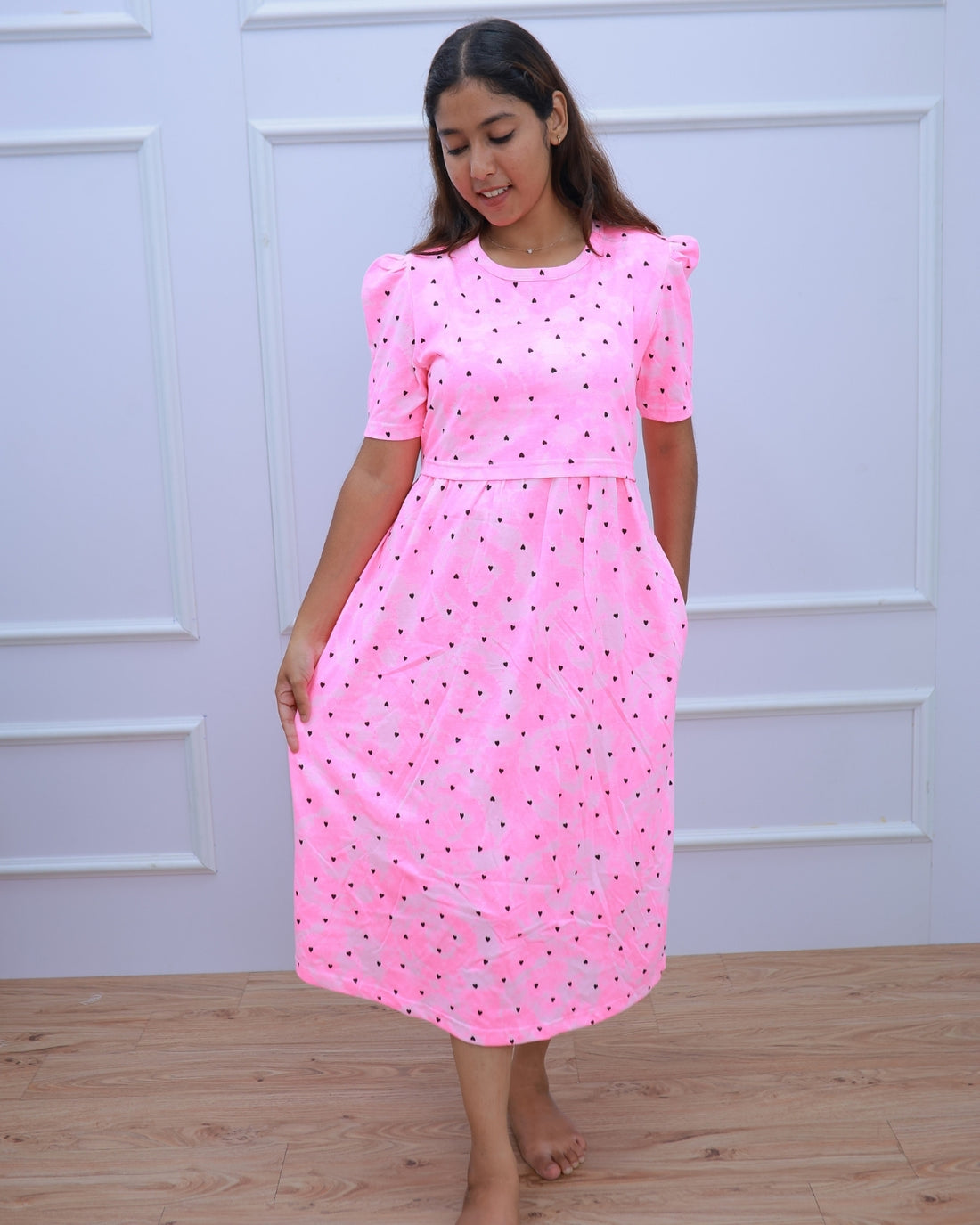Chaitri | Zipless Maternity Dress - Puff Sleeves | Calf Length
