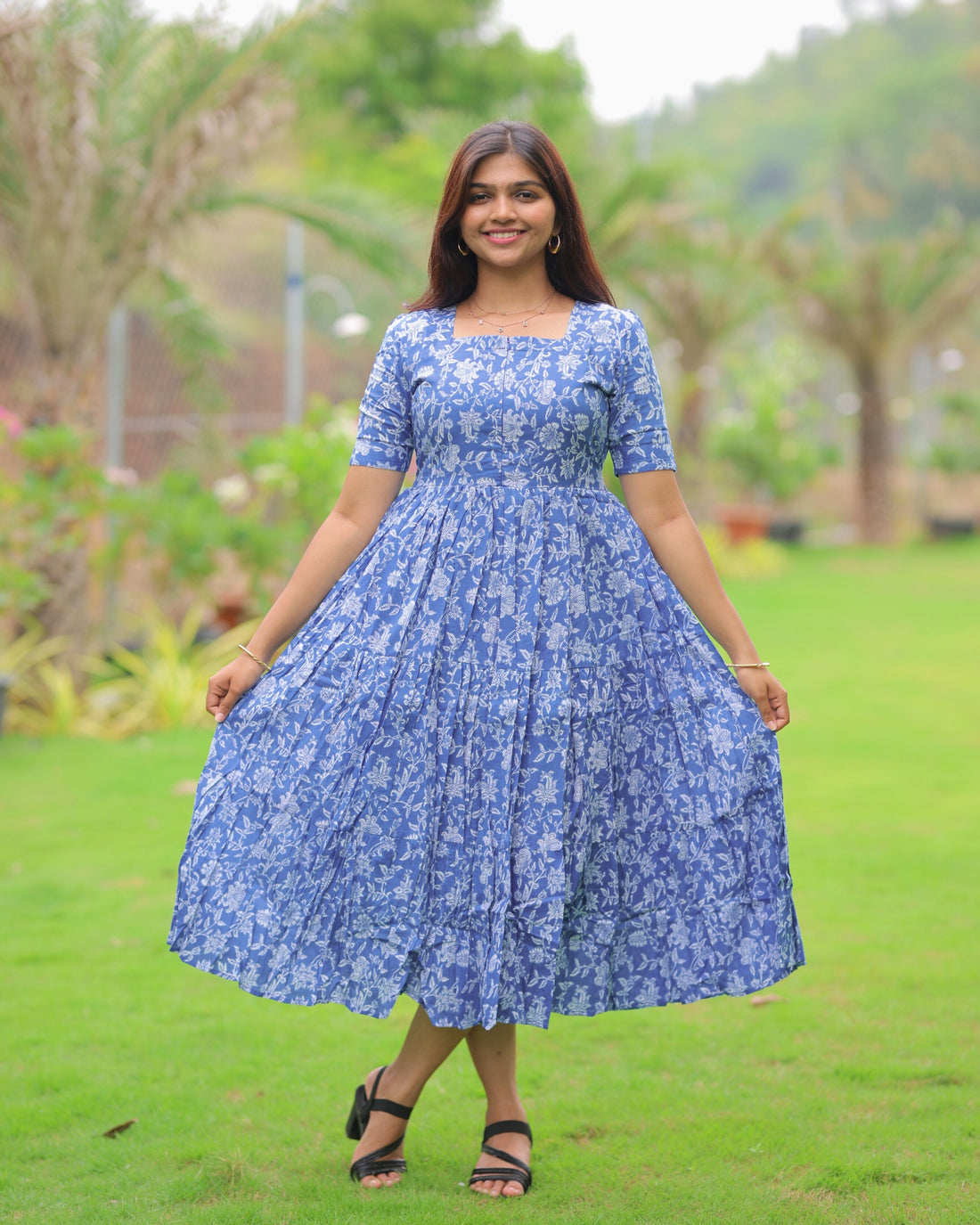 Prisha Maxi with Lining [Center Zip] - Only S Size